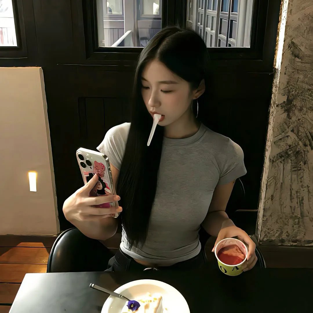 住我对面的小哥哥